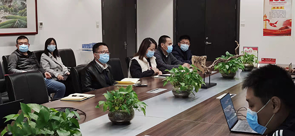 王总讲话.jpg